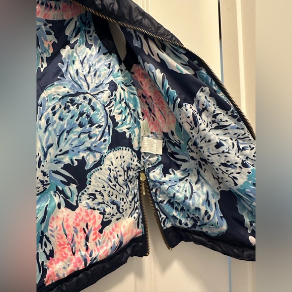 LILLY PULITZER REVERSIBLE PUFFER VEST - Picture 5 of 8